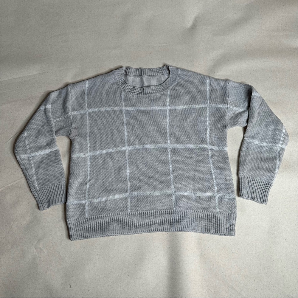 SHEIN Light Gray Knit Sweater